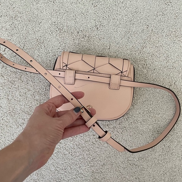 Welden Hexagon Leather Belt Bag - Picture 3 of 7